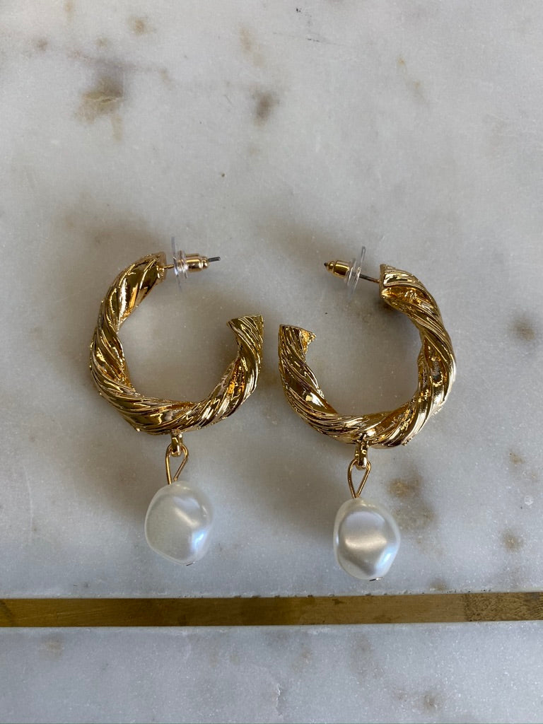 Pearl Twist Earring - Gold